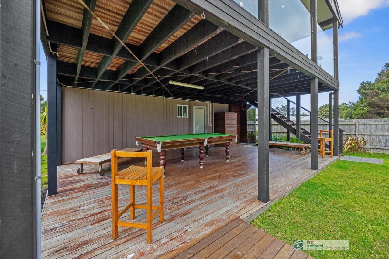 Beach House On Fern Surf Beach Exterior photo